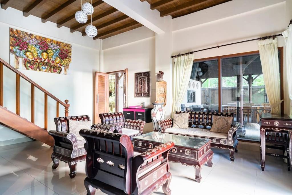 Villa Kenanga In Meninting By The Beach Mataram Luaran gambar