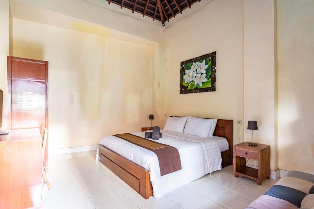 Villa Kenanga In Meninting By The Beach Mataram Luaran gambar