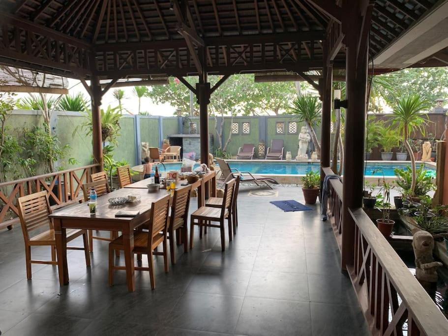 Villa Kenanga In Meninting By The Beach Mataram Luaran gambar