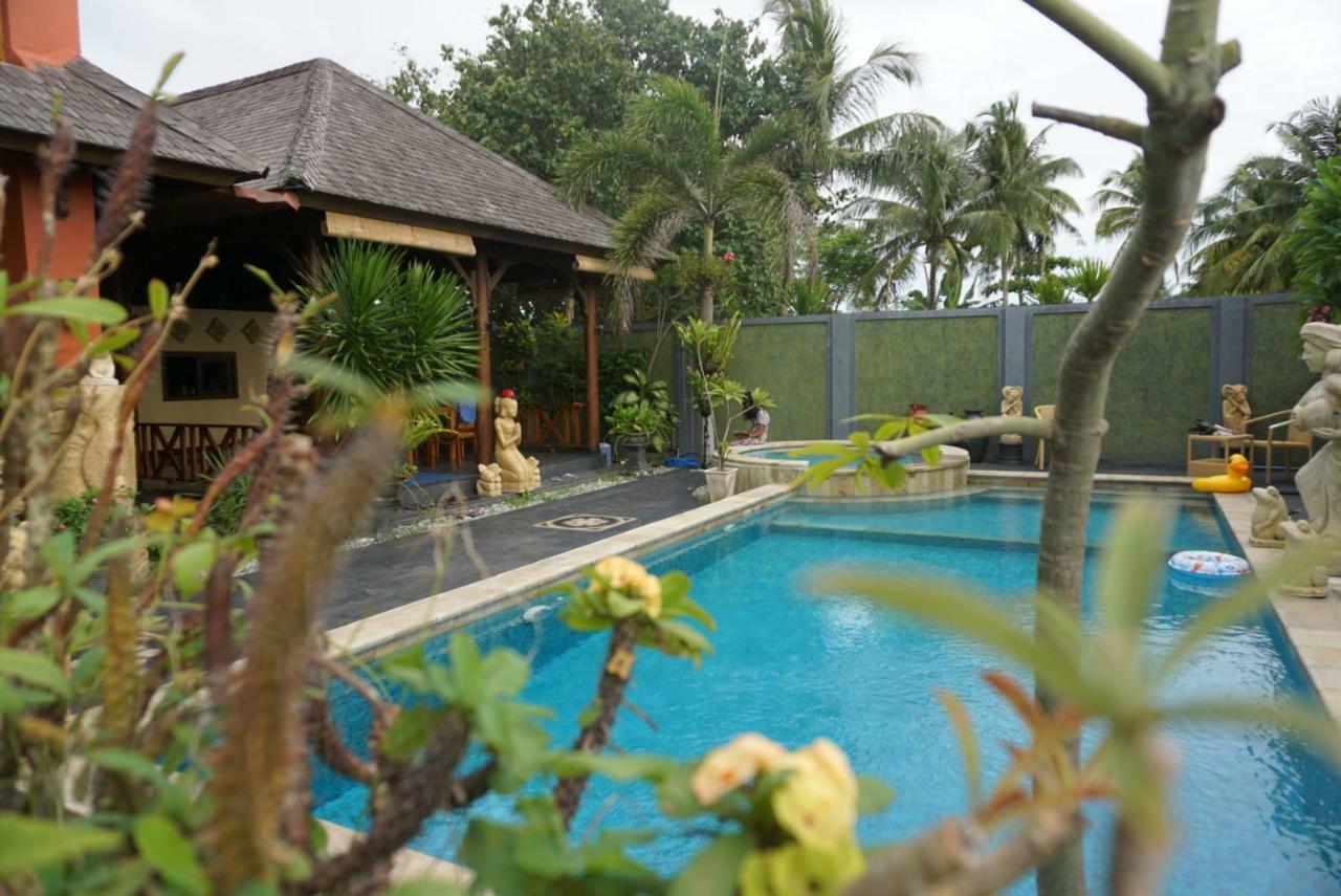 Villa Kenanga In Meninting By The Beach Mataram Luaran gambar