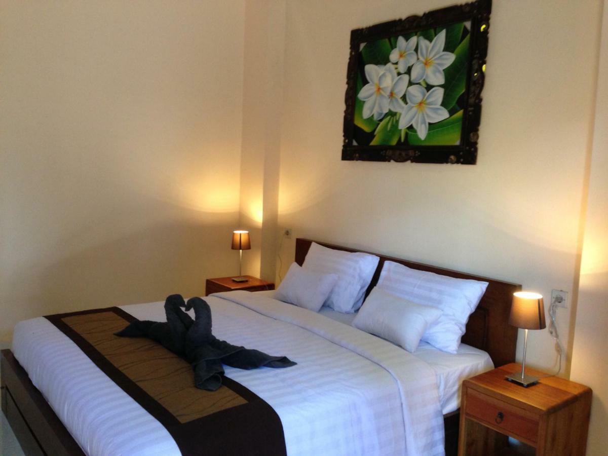 Villa Kenanga In Meninting By The Beach Mataram Luaran gambar