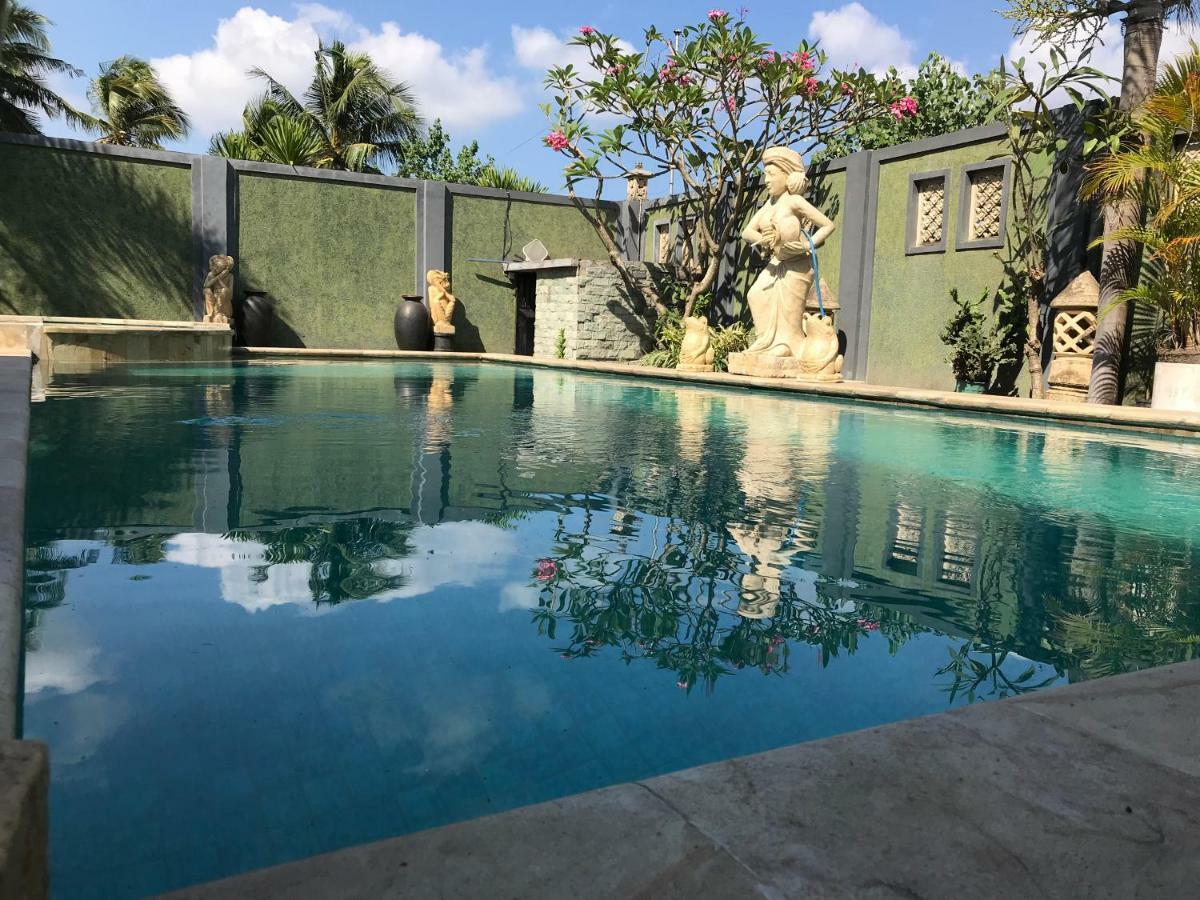 Villa Kenanga In Meninting By The Beach Mataram Luaran gambar